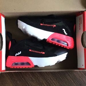 Barely wore. Toddler size 7